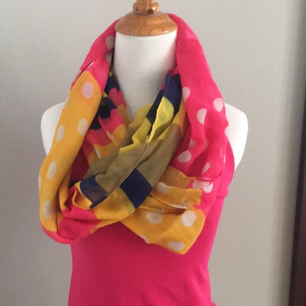 Infinity Scarf.